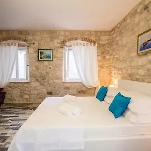 Toma Apartment Trogir
